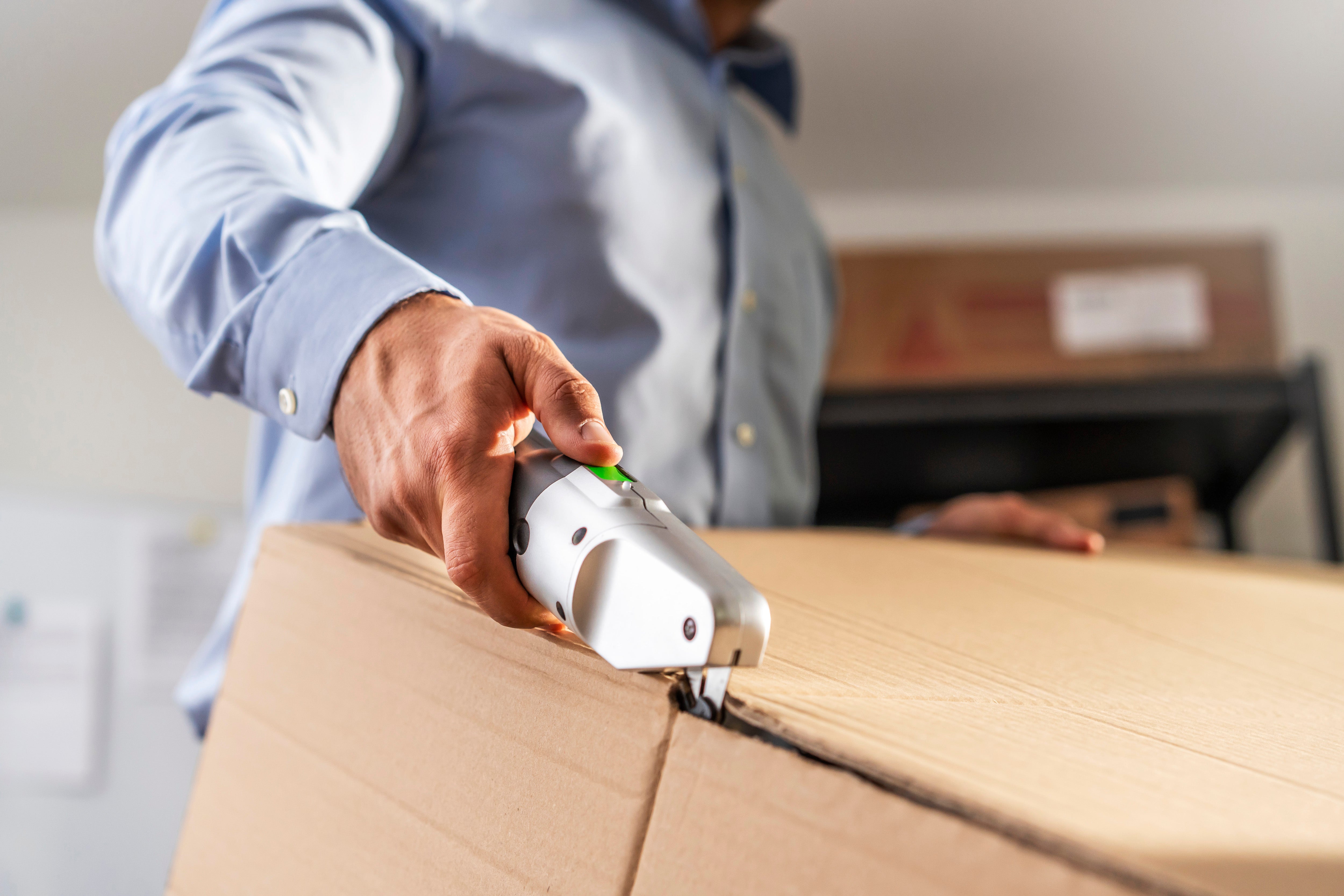 BoxBlayde: Your Electric Box Cutter